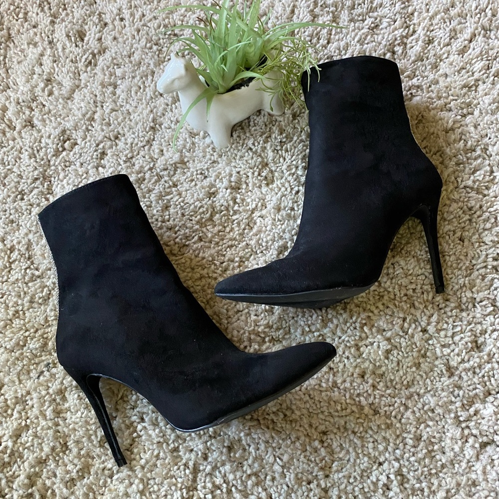 Absolutely stunning pointed toe diamond bejeweled black suade sexy eveni… - Picture 5 of 6